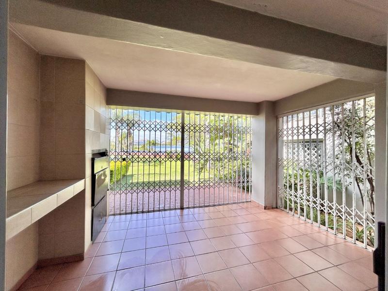 3 Bedroom Property for Sale in Caribbean Beach Club North West